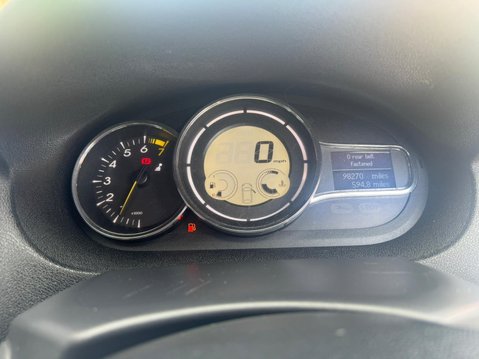 Renault Megane 1.6 16V Dynamique TomTom Euro 5 5dr 26