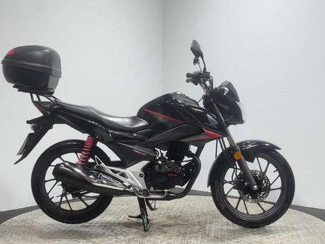 Honda CB GLR 125 2019 ONLY 10K NEW MOTSERVICED 125CC LEARNER BIKE CBF125