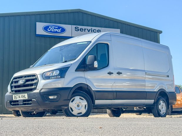 Ford Transit LWB L3H2 [SOLD SM] Medium Roof Trend 350 Air Con Sensors EURO 6 1