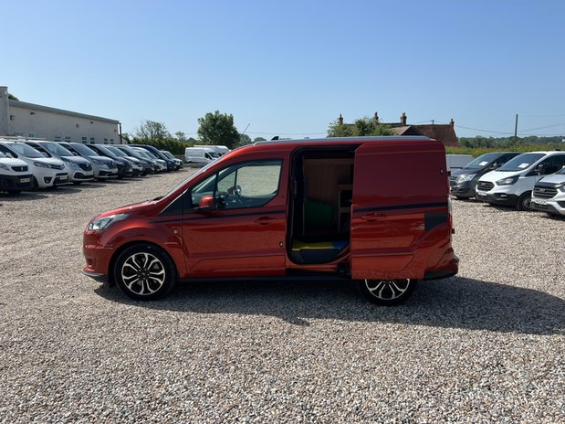 Ford Transit Connect AUTO SWB L1H1 Low Roof Sport 250 Air Con Alloys Sensors Cam EURO 6 NO VAT 11