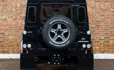 Land Rover Defender 90 XS Bowler 5