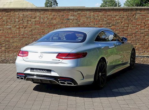 Mercedes-Benz S Class S63 Coupe 19