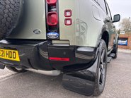 Land Rover Defender 110 D250 Hard Top SE MHEV - Deployable Towbar 27