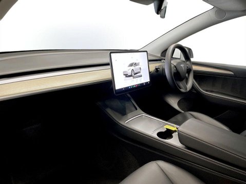 Tesla Model Y (Dual Motor) Long Range SUV 5dr Electric Auto 4WDE (384 bhp) DAB Radio - Re 15