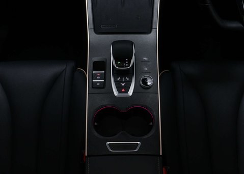 OMODA 5 1.6 5 Noble Auto 5dr 21