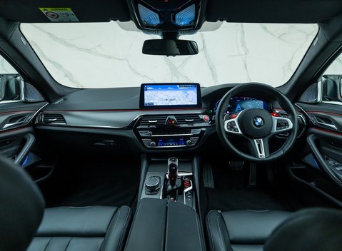 BMW M5 COMPETITION 22