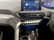 Peugeot 5008 1.2 PureTech GPF Allure SUV 5dr Petrol EAT Euro 6 (s/s) (130 ps) 18