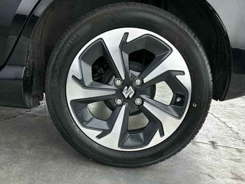 Suzuki Swift ULTRA 7
