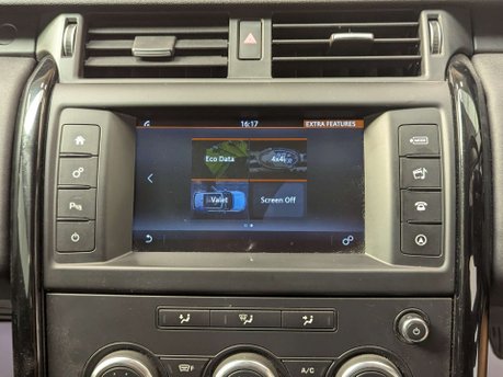Land Rover Discovery 2.0 Discovery S SD4 Auto 4WD 5dr 67