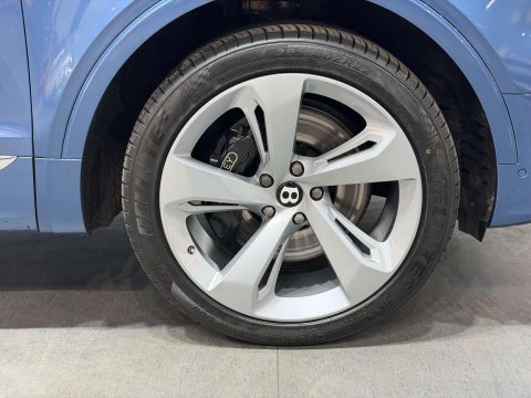 Bentley Bentayga 4.0 V8 SUV 5dr Petrol Auto 4WD Euro 6 (s/s) (550 ps) 36