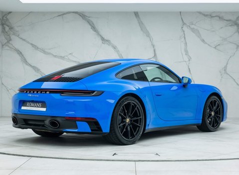 Porsche 911 Carrera (992) 3