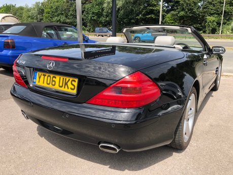 Mercedes-Benz SL Series SL350 automatic convertible, just 72,000m 36