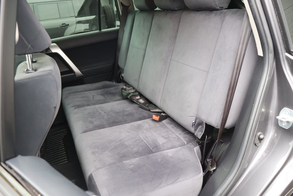 Toyota Land Cruiser ACTIVE COMMERCIAL WITH A REAR SEAT CONVERSION  19