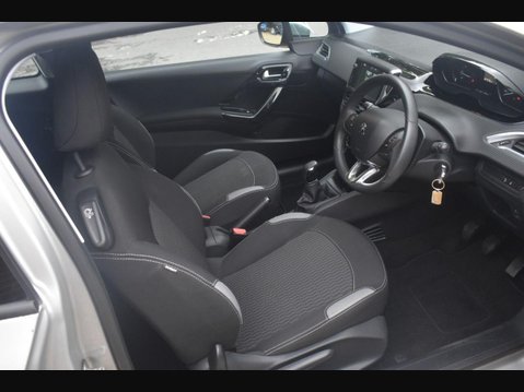Peugeot 208 1.2 PureTech Active Hatchback 3dr Petrol Manual Euro 6 (82 ps) 4