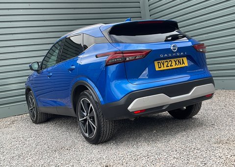 Nissan Qashqai DIG-T TEKNA MHEV 10