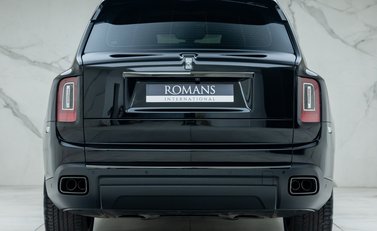 Rolls-Royce Cullinan BLACK BADGE 7