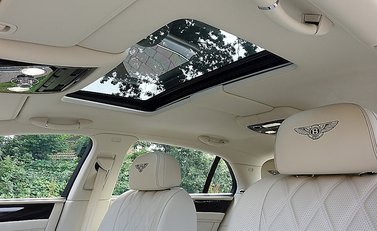 Bentley Flying Spur V8 16