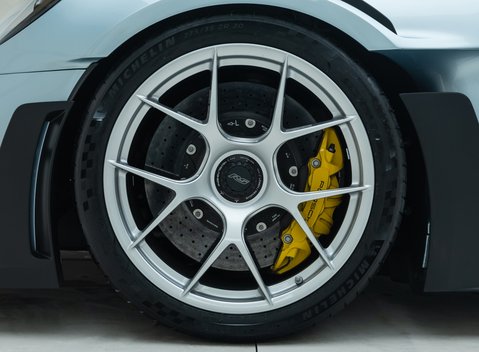 Porsche 911 GT3 RS (992) 31