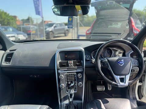 Volvo XC60 2.0 D4 R-Design Lux Nav Auto Euro 6 (s/s) 5dr 35