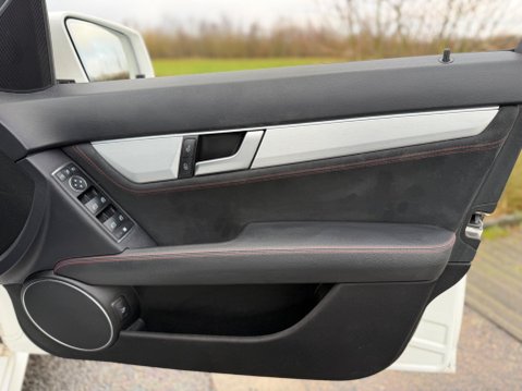 Mercedes-Benz C Class 2.1 C220 CDI AMG Sport Plus G-Tronic+ Euro 5 (s/s) 4dr 32