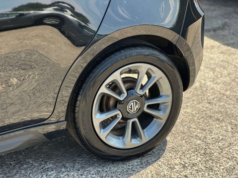 MG MG3 1.5 MG3 Style Luxury VTi-Tech 5dr 31