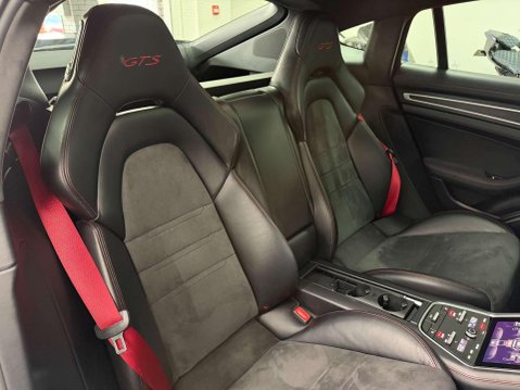 Porsche Panamera 4.0T V8 GTS Saloon 5dr Petrol PDK 4WD Euro 6 (s/s) (460 ps) 44