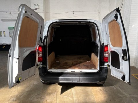 Peugeot Partner BLUEHDI PROFESSIONAL PREMIUM PLUS L1 7
