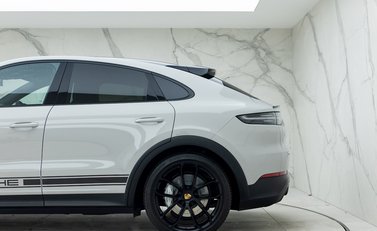 Porsche Cayenne GTS Coupé 30