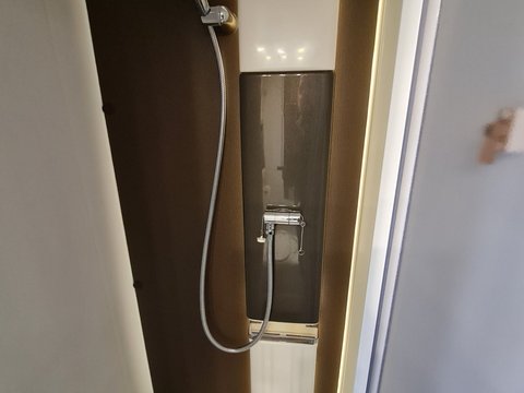 Adria Alpina 613 UC Missouri 16