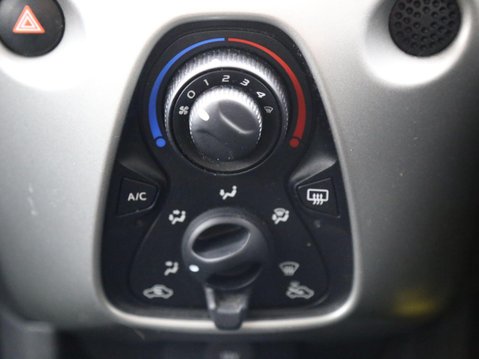 Peugeot 108 1.0 Active Euro 6 5dr 18