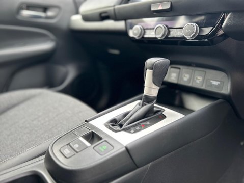 Honda Jazz I-MMD SR 7