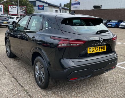 Nissan Qashqai 1.3 Qashqai Acenta Premium DiG-T MHEV 5dr 8