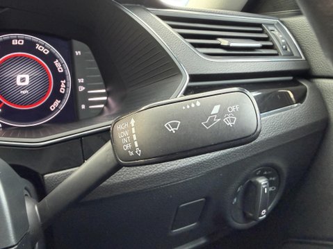Skoda Superb 2.0 TSI Laurin & Klement Hatchback 5dr Petrol DSG Euro 6 (s/s) (190 ps) 40