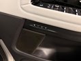 Land Rover Range Rover Evoque 2.0 P200 MHEV SE Auto 4WD Euro 6 (s/s) 5dr 38