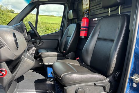 Mercedes-Benz Sprinter 316 Cdi Mwb Lr 4x4 Panel Van - Diff Lock / Low Range / Rear Camera 3