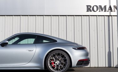 Porsche 911 Carrera 4S (992) 29