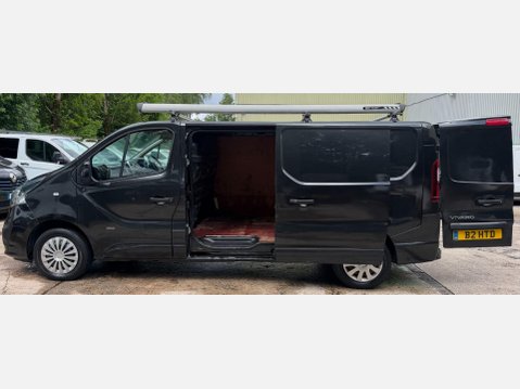 Vauxhall Vivaro 1.6 CDTi 2900 BiTurbo ecoFLEX Sportive Panel Van 5dr Diesel Manual L2 H1 Eu 34