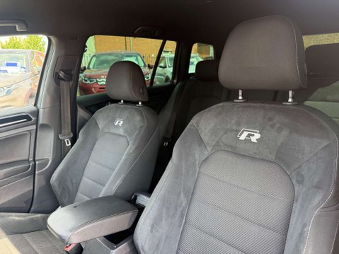 Volkswagen Golf 2.0 Golf R TSi Semi-Auto 4WD 5dr 13