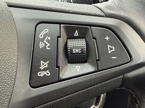 Vauxhall Corsa 1.4 [75] SE Nav 5dr 30