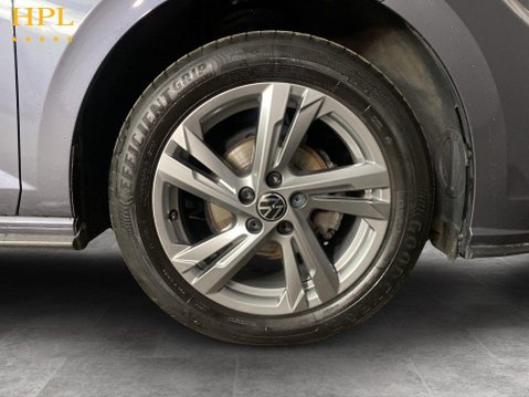 Volkswagen Polo 1.0 TSI R-Line Hatchback 5dr Petrol DSG Euro 6 (s/s) (95 ps) Alloys - Air C 10