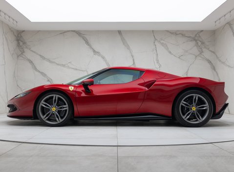 Ferrari 296 GTB 5