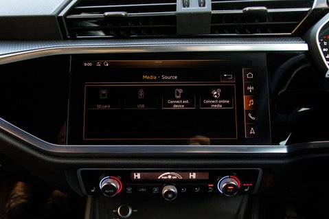 Audi Q3 TFSI S LINE 26