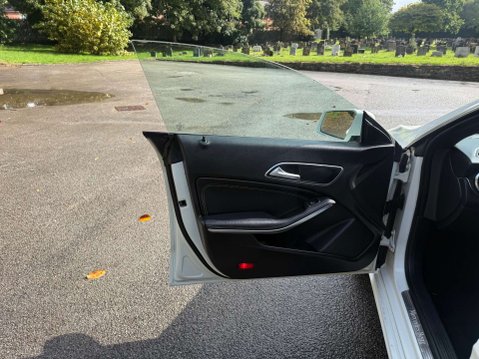 Mercedes-Benz CLA Class 1.6 CLA 180 Sport Auto 4dr 9