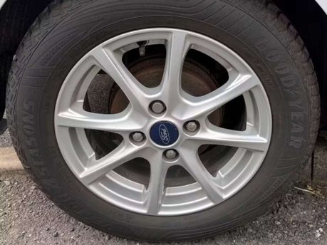 Ford Fiesta 1.0T EcoBoost GPF Zetec Hatchback 5dr Petrol Auto Euro 6 (s/s) (100 ps) 28