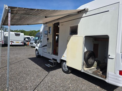 Autocruise Starblazer Motor Home 17