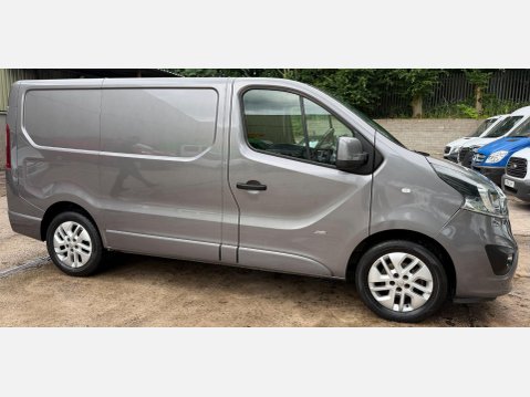 Vauxhall Vivaro 1.6 CDTi 2700 BiTurbo Sportive L1 H1 Euro 6 (s/s) 5dr 7