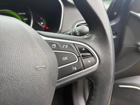 Renault Megane 1.2 TCe Dynamique S Nav Euro 6 (s/s) 5dr 23