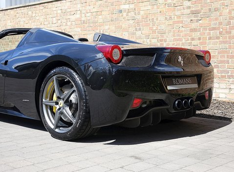 Ferrari 458 Spider 8