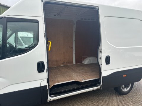 Iveco Daily 35S14VB 13