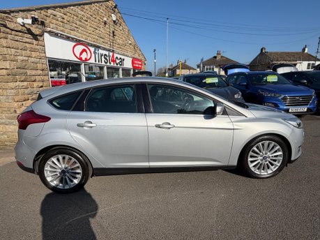 Ford Focus TITANIUM X TDCI 2